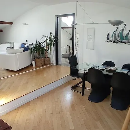 Attico Spettacolare Vista Mare Apartmán